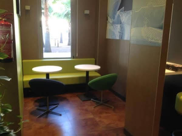 Ibis Budget Sevilla Aeropuerto Εξωτερικό φωτογραφία